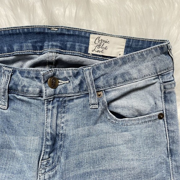 Cosmic Blue Love Cropped Denim Jeans Size 28 Blue Mid Rise Distressed Raw Hem - Picture 8 of 12